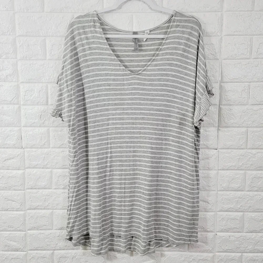 Honeyme Curvy Women's Striped Tee-Shirt V-Neck Short Sleeve Gray/White Size XL